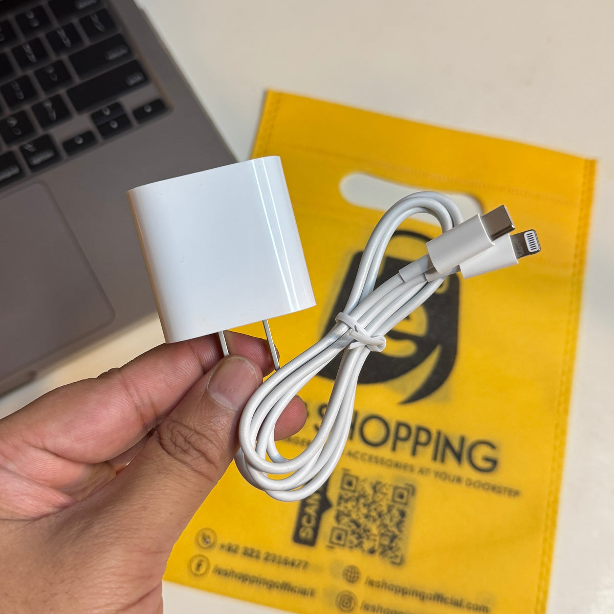 Original Apple 20W PD Fast Charger & Type C to Lightning Cable (Bundle Pack)