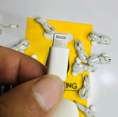 Apple iPhone Lightning EarPods – Original Wired Handsfree (new)